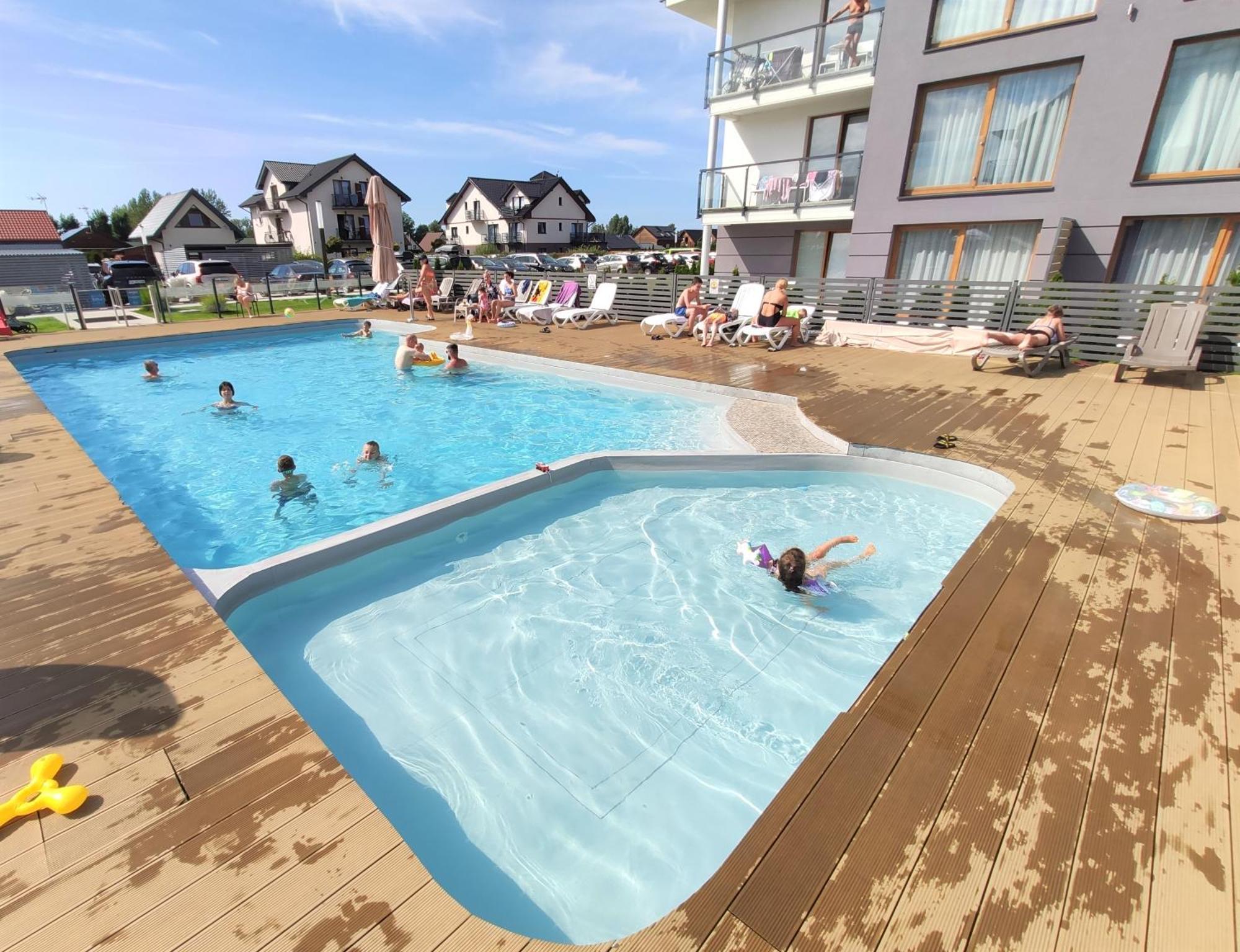 Apartament "Blu10" Z Basenem Сарбіново Екстер'єр фото